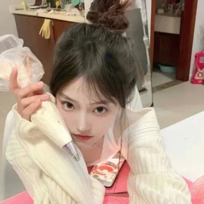 惊叫少女